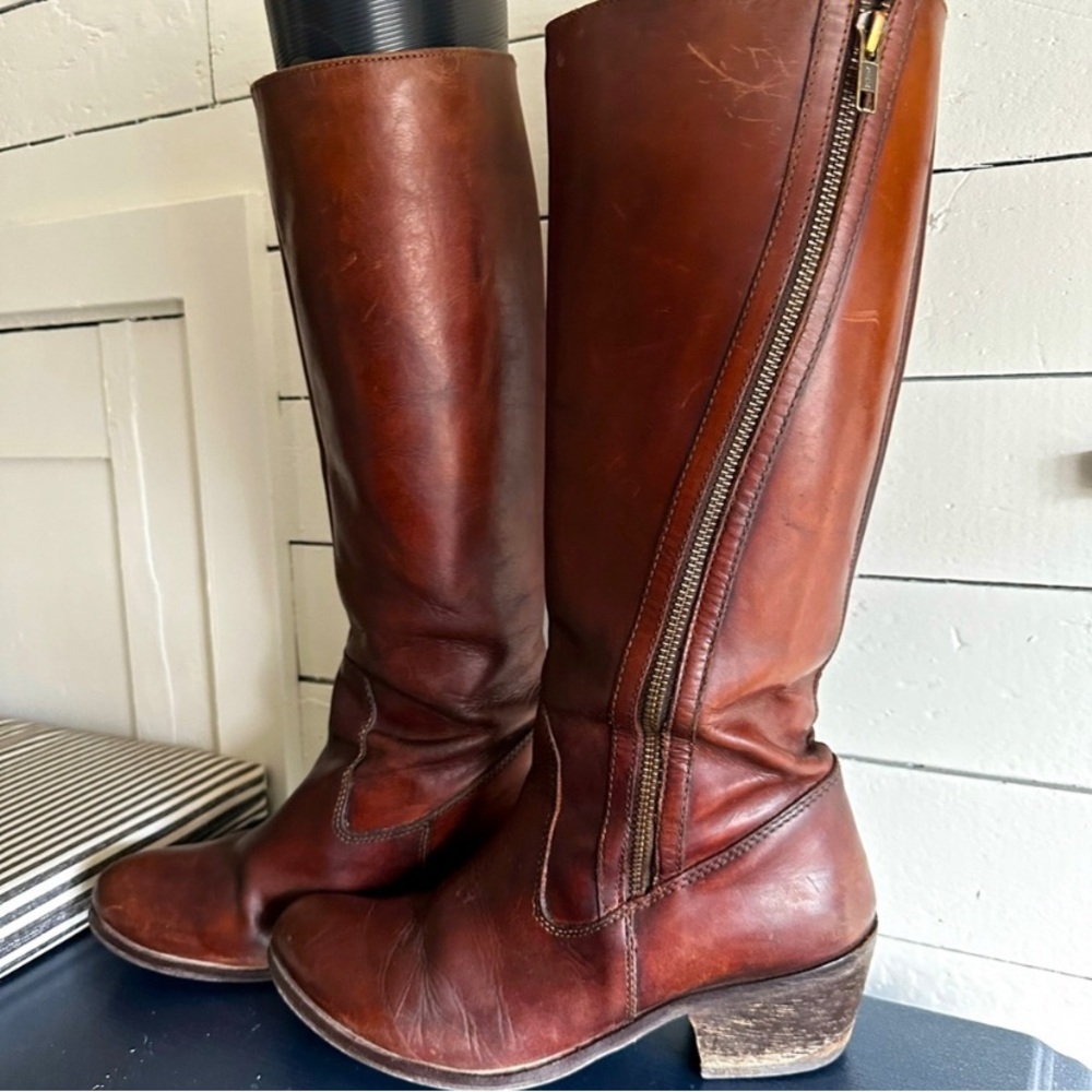 Women's cognac leather riding boots size 8
